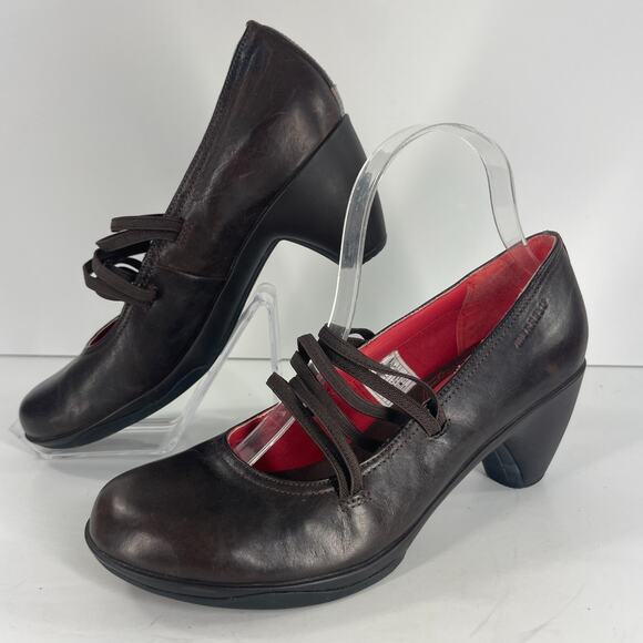 Merrell Chocolate Heels with Scarlet Interior - Picture 2 of 14